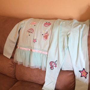 Matching top with leggings NWT size 8